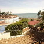 Mansion Alhamar Beachfront