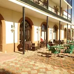 Apartment Mansion Alhamar Beachfront